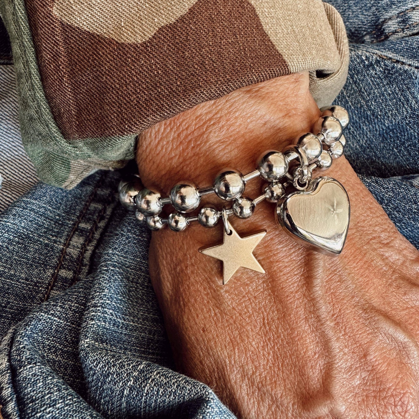 Brass Star Charm Bracelet : 7