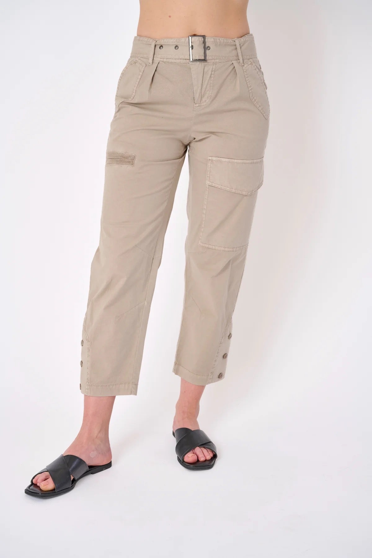Ikos Button Hem Pant
