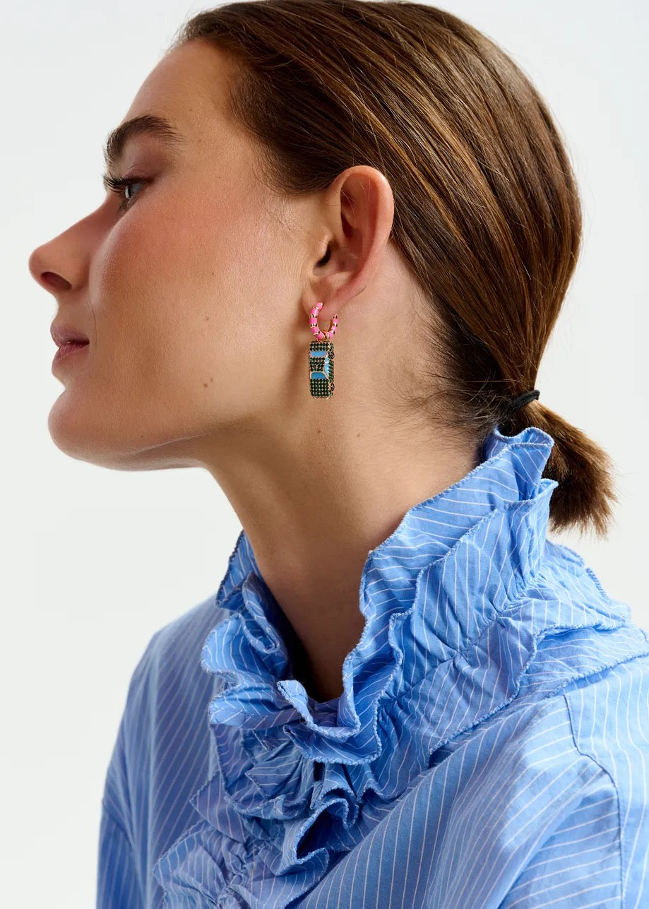 Istritti Earrings With Charms