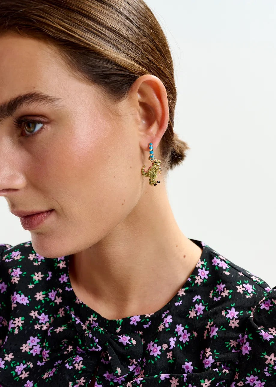 Ihotti Earrings With Charms