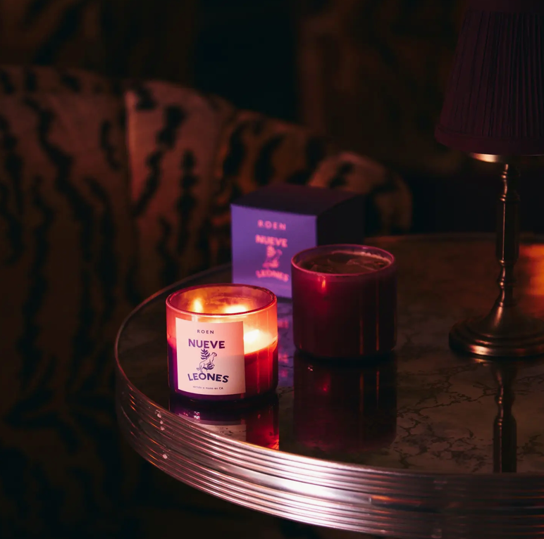 Nueve Leones Candle