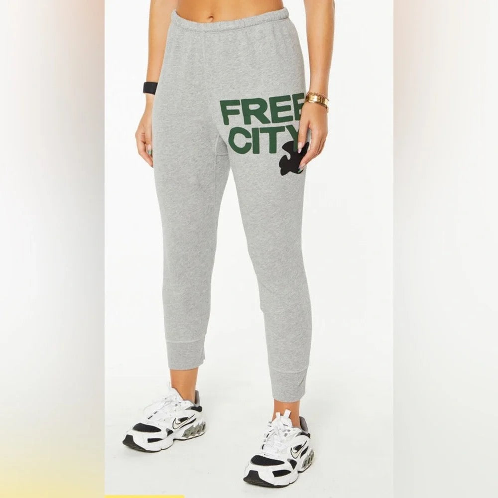 Freecity 3/4 Sweatpant