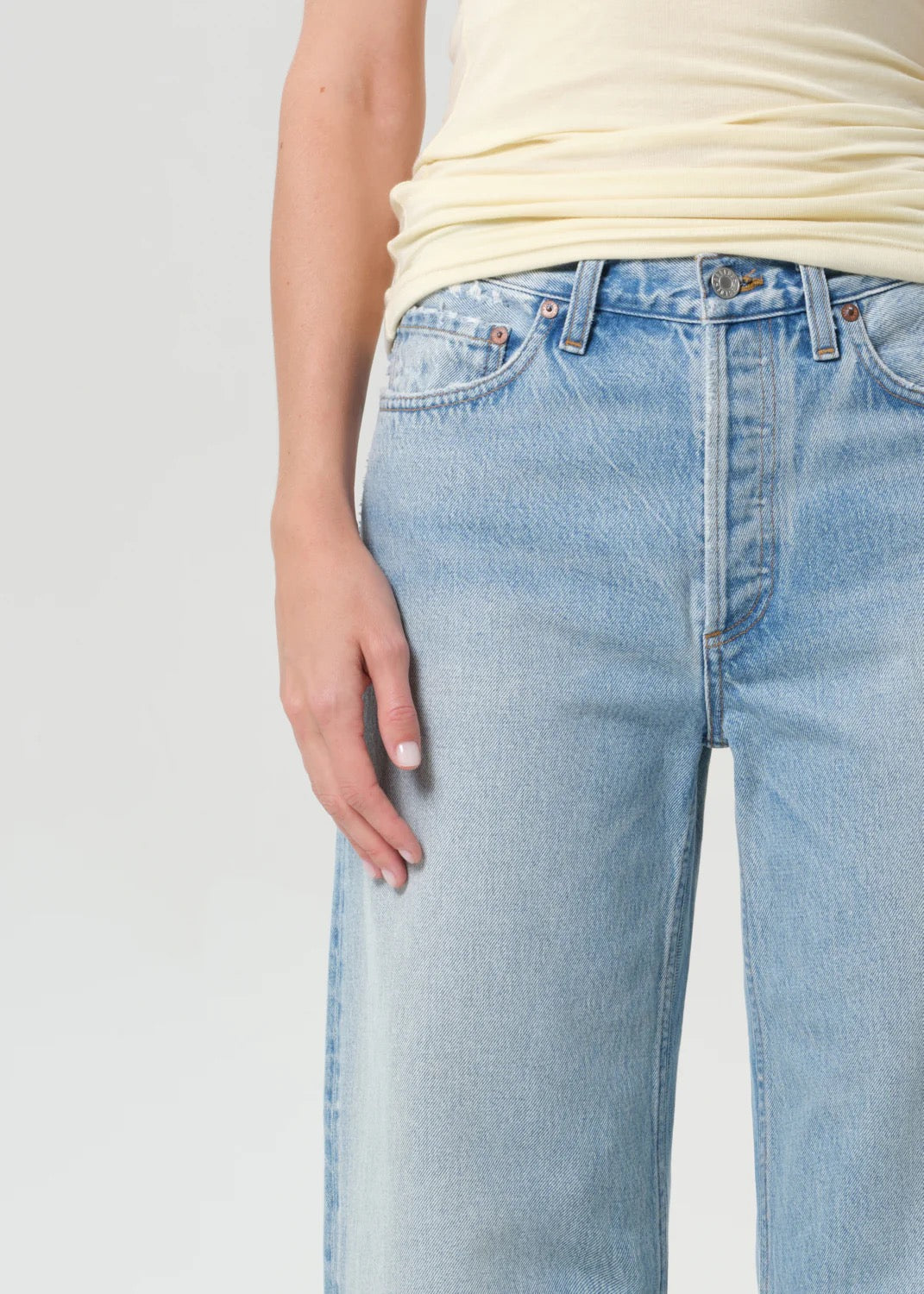 Arc Loose Wide Crop Jean