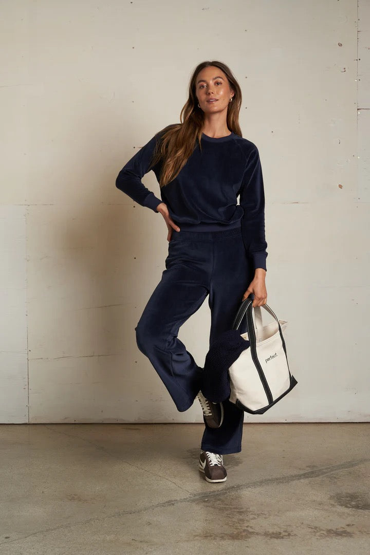 Stella Velour Shrunken Raglan Sweatshirt